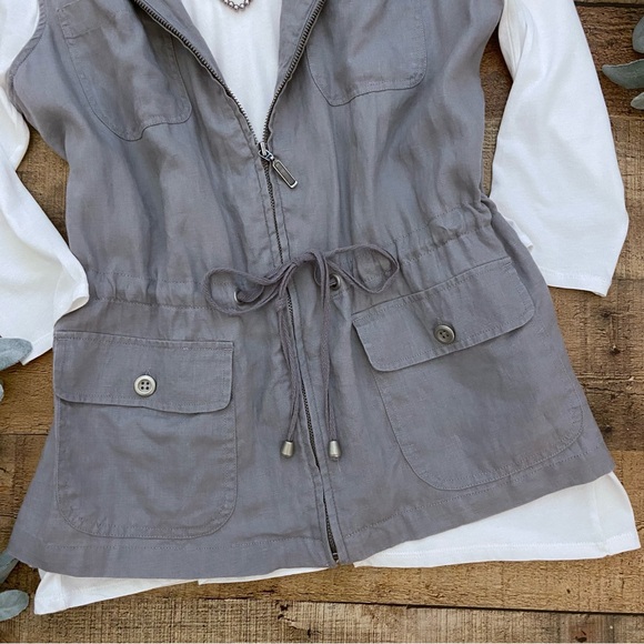 Linen Vest, Zip Up, Gathered Waist, Hooded in Gray Eyelet - Picture 4 of 10